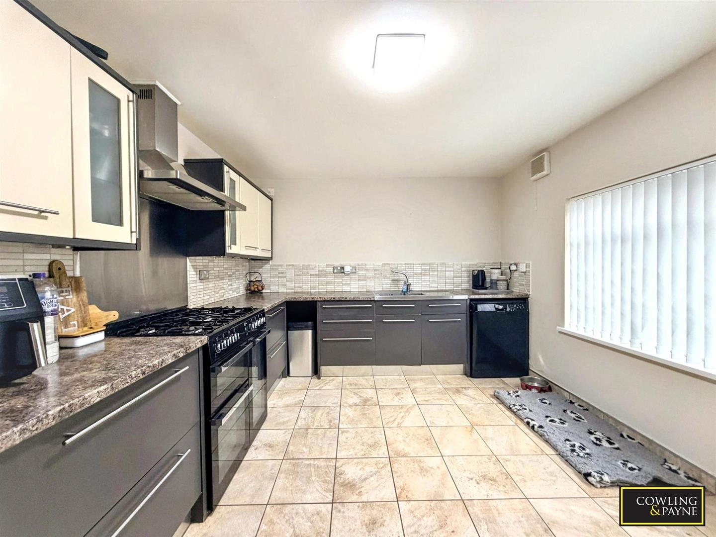 Highcliffe Road, Wickford